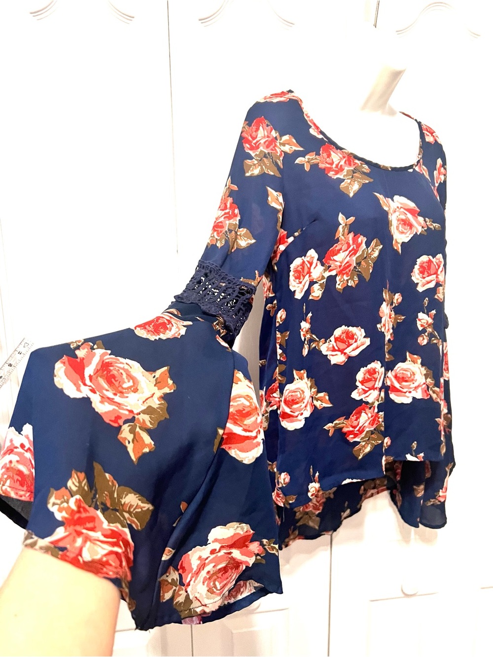 Forever 21 Navy Floral Bell-Sleeve Blouse-Boho Crocheted-Navy Blue/Peach Mix